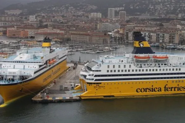 Port de commerce de Toulon